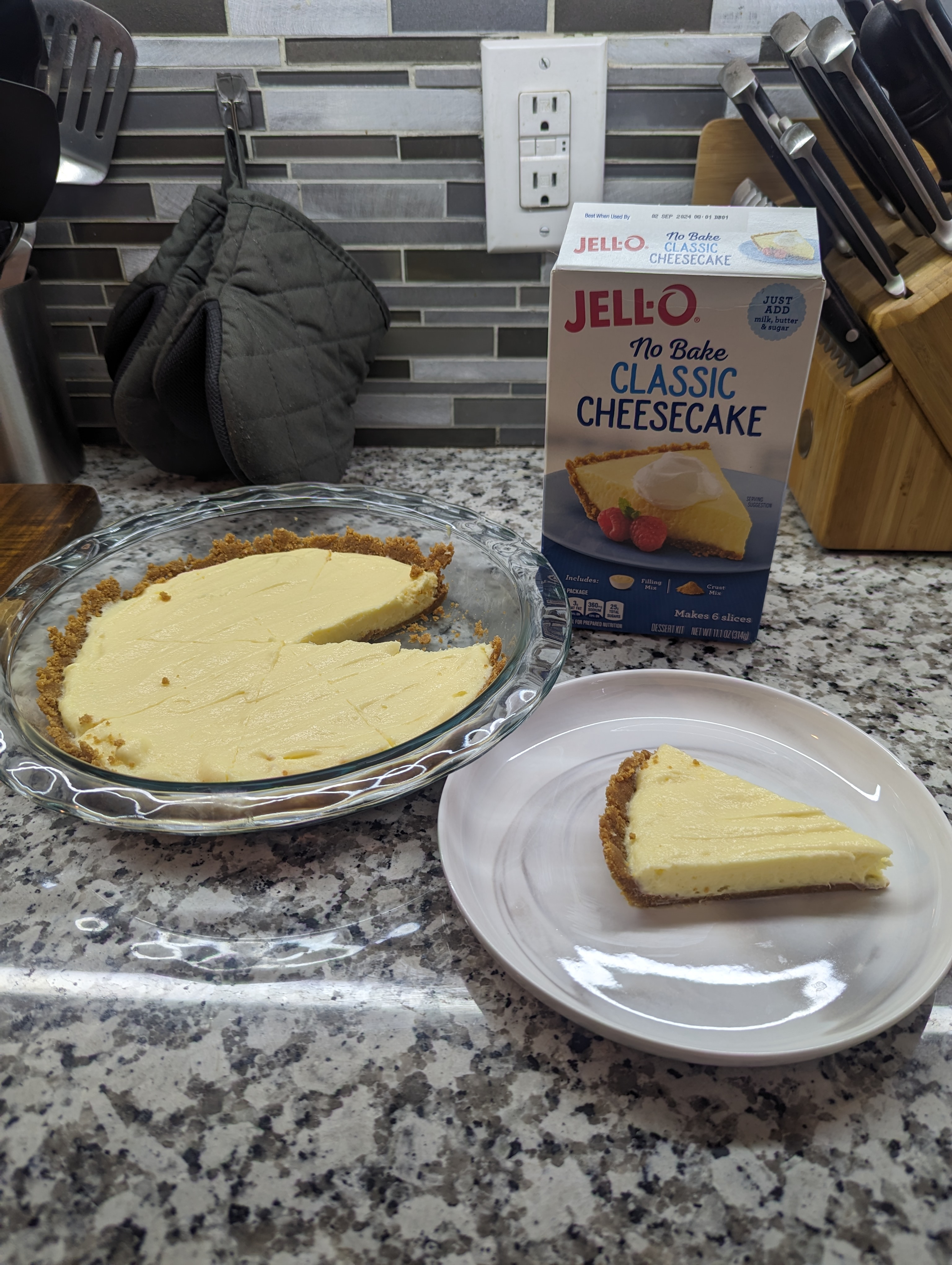Testing out Jello’s easy no bake Cheesecake