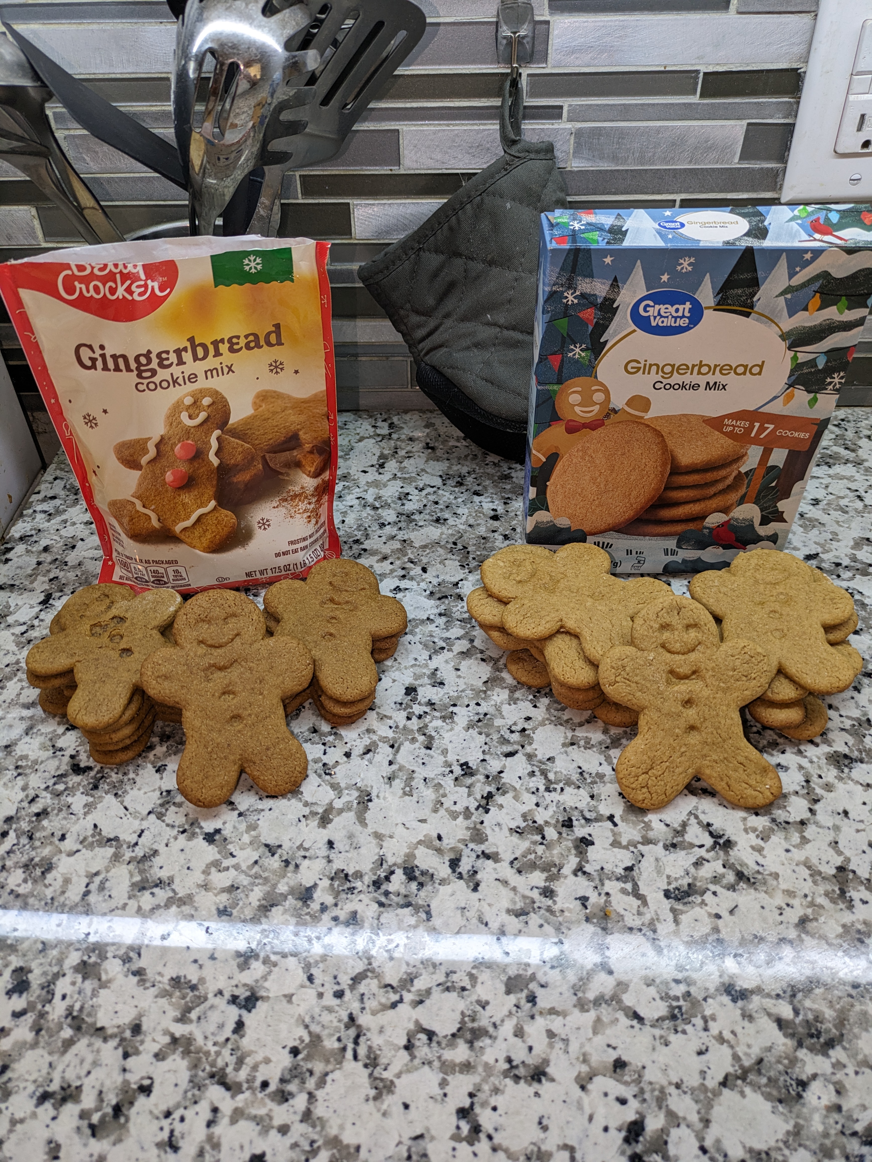 Comparing Betty Crocker and Great Value’s Gingerbread Cookie Mix